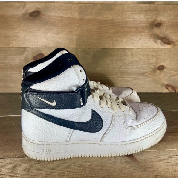 Nike Air Force one Mens size 8 shoes white leather hightop sneakers🖤🖤 - Picture 3 of 7